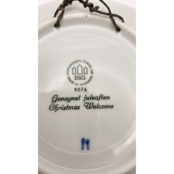 Bing & Grondahl 7" 1976 Annual Christmas Plate Copenhagen Christmas Welcome EUC - Picture 3 of 5